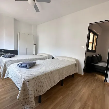 Apartamento Dos Torres Hobbiton- En El Corazón Del Casco Histórico