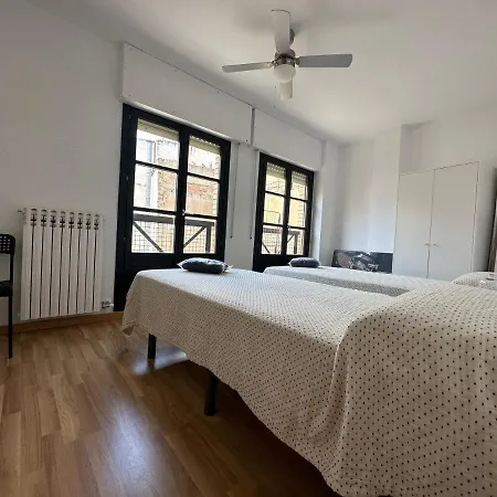 Dos Torres Hobbiton- En El Corazon Del Casco Historico Apartment *