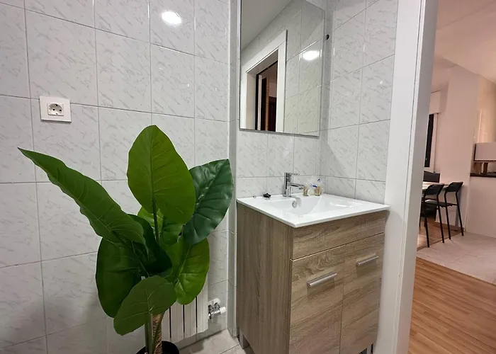 Dos Torres Hobbiton- En El Corazon Del Casco Historico Zaragoza