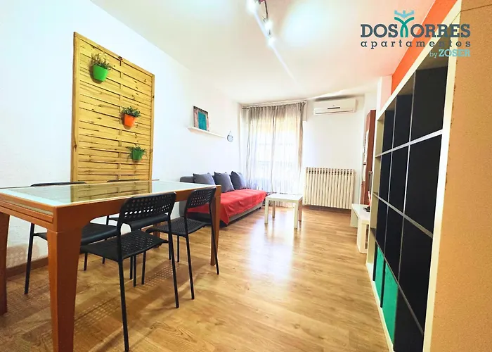 Lägenhet Dos Torres Hobbiton- En El Corazon Del Casco Historico Zaragoza